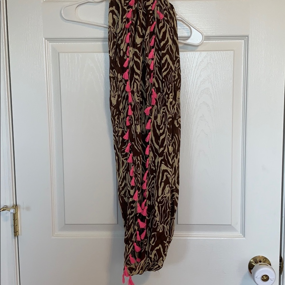 Lilly Pulitzer Riley Infinity Loop Scarf - Picture 2 of 2